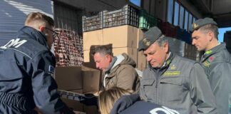 Sequestrate 5 tonnellate di tabacchi lavorati, 2 arresti al porto di Bari