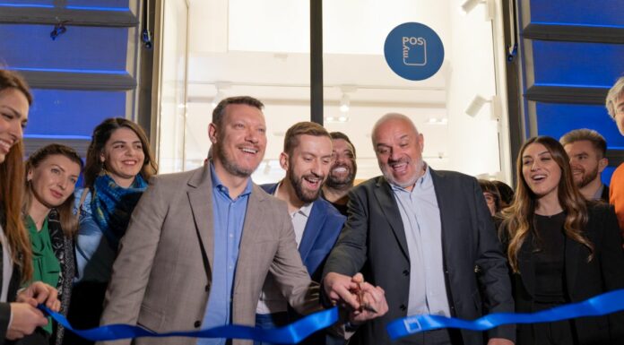 myPOS arriva a Napoli con un nuovo showroom e viaggia in taxi