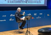 Sgarbi “Mi dimetto da sottosegretario”