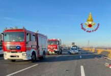 Incidenti stradali, tir si ribalta sulla A4. Solo feriti lievi