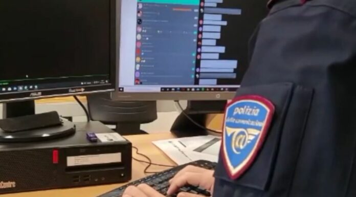 Da 3 anni adescava minorenni sui social, 48enne arrestato in Islanda