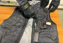 Como, microcamera e auricolare a esame patente. Denunciato 25enne