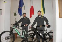 Sondrio, scovate a Livigno centinaia di biciclette di contrabbando
