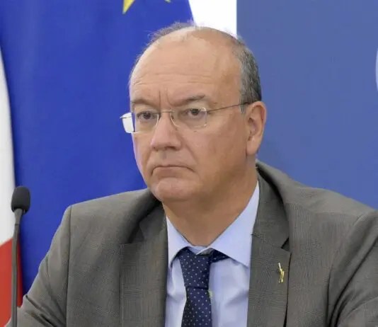 Valditara “Per la prima volta la dispersione scolastica italiana è sotto la media UE” / Video