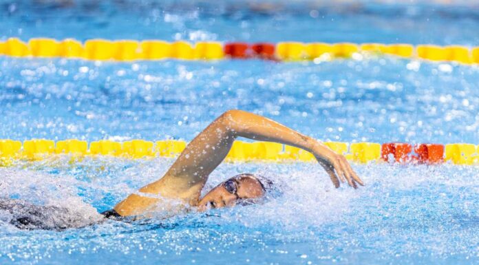 Quadarella regina mondiale dei 1500 sl, Settebello in semifinale