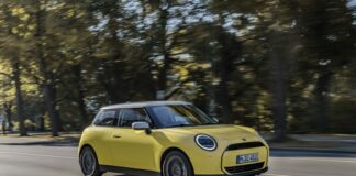 Mini Cooper E Classic, efficiente e dinamica