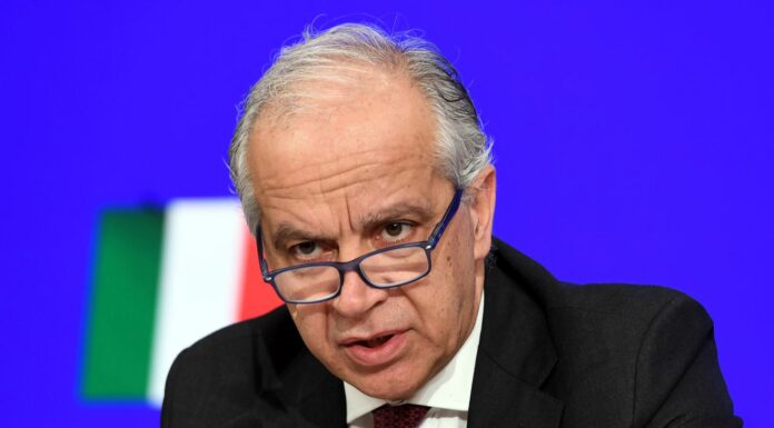 Piantedosi in Libia “Avvio immediato progetti per rimpatri volontari”