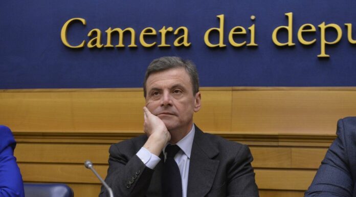 Russia, Calenda “Dilagano i fiancheggiatori inconsapevoli di Putin”