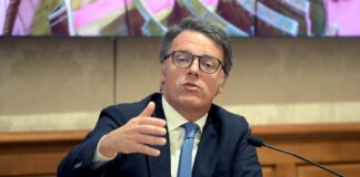 Navalny, Renzi “Putin responsabile e l’Europa si deve svegliare”