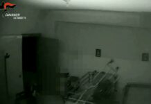 Anziani maltrattati in casa di riposo, 4 arresti a Caltanissetta