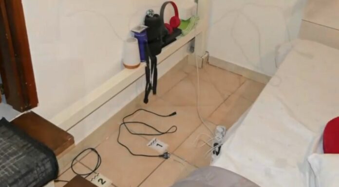 Botte e frustate a bimbo di 5 anni, madre e zia fermate a Catania