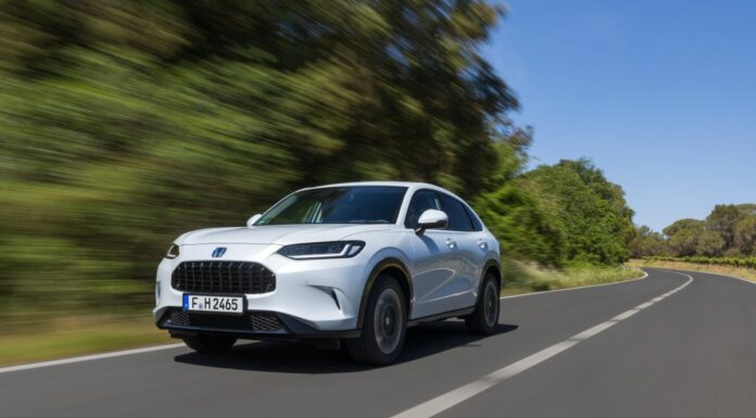 Honda ZR-V, sportività e grinta per il nuovo Suv medio ibrido