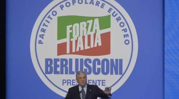 Forza Italia apre congresso e punta allo spazio tra Meloni e Schlein