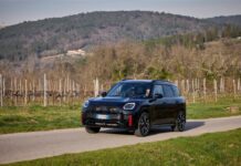 Si rinnova la Mini Countryman, più agile e piacevole da guidare