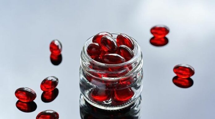 Olio di caviale nutrimento di terza generazione che viene dal mare