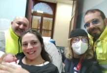 Partorisce su ambulanza del 118 alle porte di Palermo, mamma e bimba stanno bene