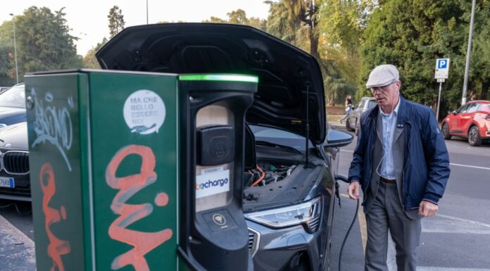 Arera, riparte la “sperimentazione Smart” con Gse sull’auto elettrica