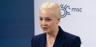 Navalnaya “Putin mostro sanguinario capo di una banda criminale”