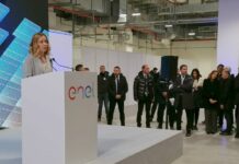 Meloni “Non voglio un Sud che viva di sussidi”