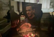 Fiaccolata per Aleksej Navalny in piazza del Campidoglio