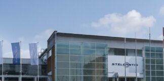 Stellantis, premio medio per dipendenti italiani pari a 2.112 euro