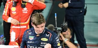 Subito Verstappen a segno in Bahrain, Sainz sul podio
