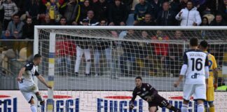 In parità lo scontro salvezza tra Frosinone e Lecce