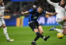 L’Inter non si ferma: 2-1 al Genoa e +15 sulla Juve
