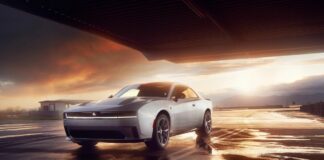 Dodge presenta la prima Charger elettrica