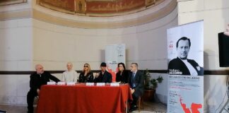 Stefano Accorsi al teatro Politeama di Palermo con “Giocando con Orlando”