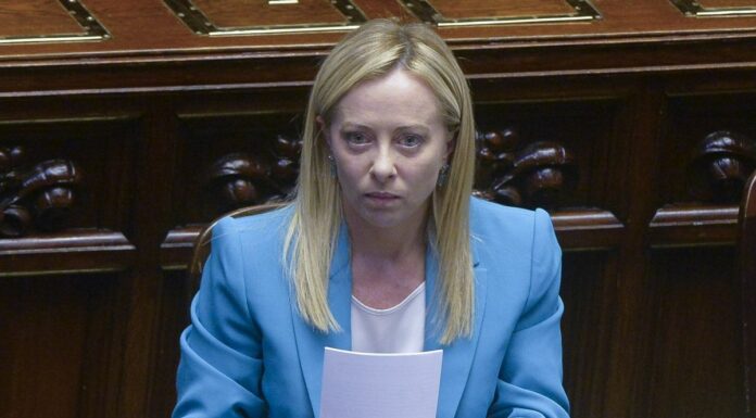 Meloni “Investiti 12 miliardi sul tessuto produttivo”