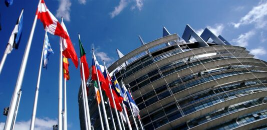 Il Parlamento europeo propone il bilancio 2028-2034 da 1.780 miliardi