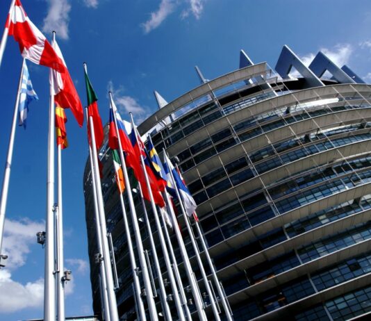 Il Parlamento europeo propone il bilancio 2028-2034 da 1.780 miliardi