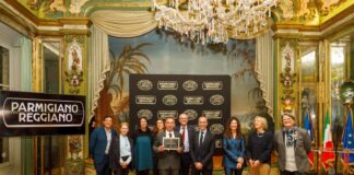 Il Consorzio Parmigiano Reggiano festeggia a Parigi i suoi 90 anni
