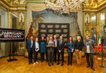 Il Consorzio Parmigiano Reggiano festeggia a Parigi i suoi 90 anni