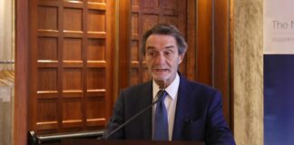 Milano, Fontana “Scuola chiusa per Ramadan? Scelta sbagliata”