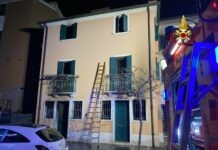 Incendio in abitazione a Chioggia, 3 morti