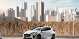 Jan Bajtlik reimmagina la città con la Mazda2 Hybrid