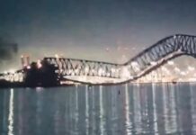 A Baltimora crolla un ponte dopo l’urto di una nave cargo