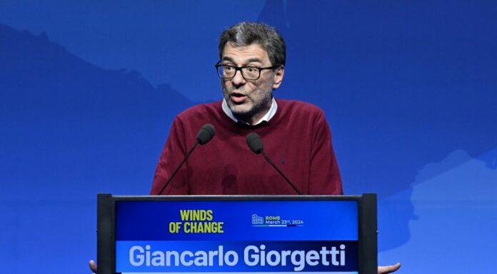 Superbonus, Giorgetti “Stop a sconto in fattura e cessione del credito”