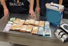 Traffico di valuta, all’aeroporto di Fiumicino sequestrato un mln euro