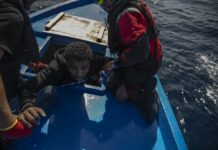 Immigrazione, assegnato porto Ravenna per nave umanitaria Sea Watch 5