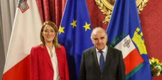 Malta, Metsola spinge i maltesi al voto. Incontro di addio con Vella