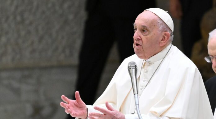 Papa “Il dono della pace giunga alle popolazioni stremate da guerra e fame”