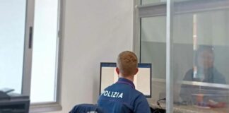 Como, ricercato in ufficio immigrazione con passaporto falso. Arrestato