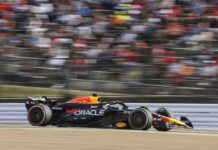 A Suzuka vince Verstappen davanti a Perez e Sainz. Quarto Leclerc