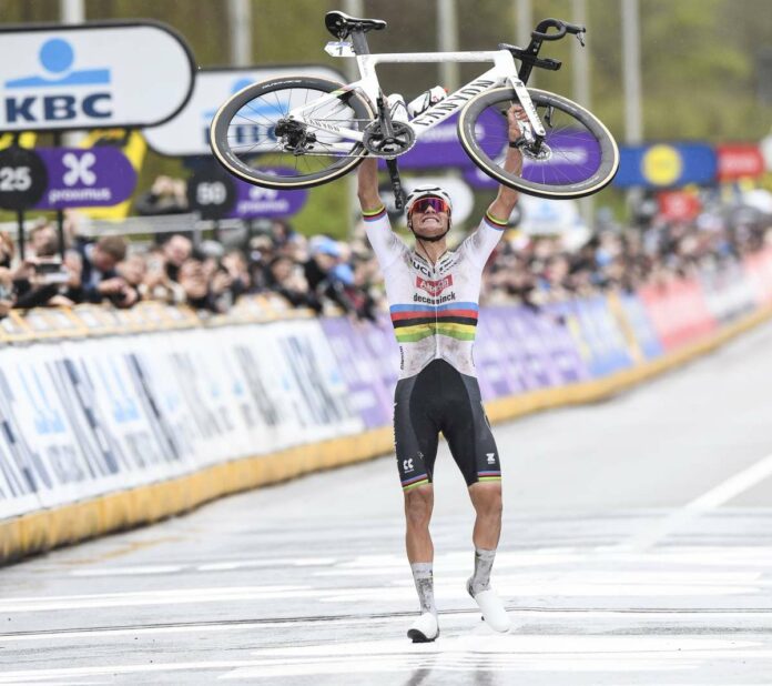 Belgium: CYCLING RONDE VAN VLAANDEREN RACE MEN