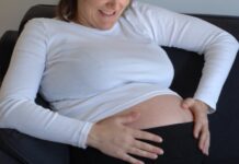 Maternità surrogata, Vaticano “Viola dignità bambino e della donna”