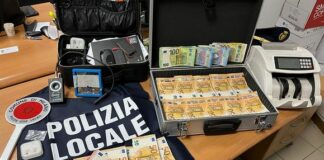 Patenti “facili” nel quartiere Chinatown di Milano, 35 indagati