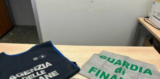 Como, fermato uomo in possesso di arma da fuoco al confine svizzero